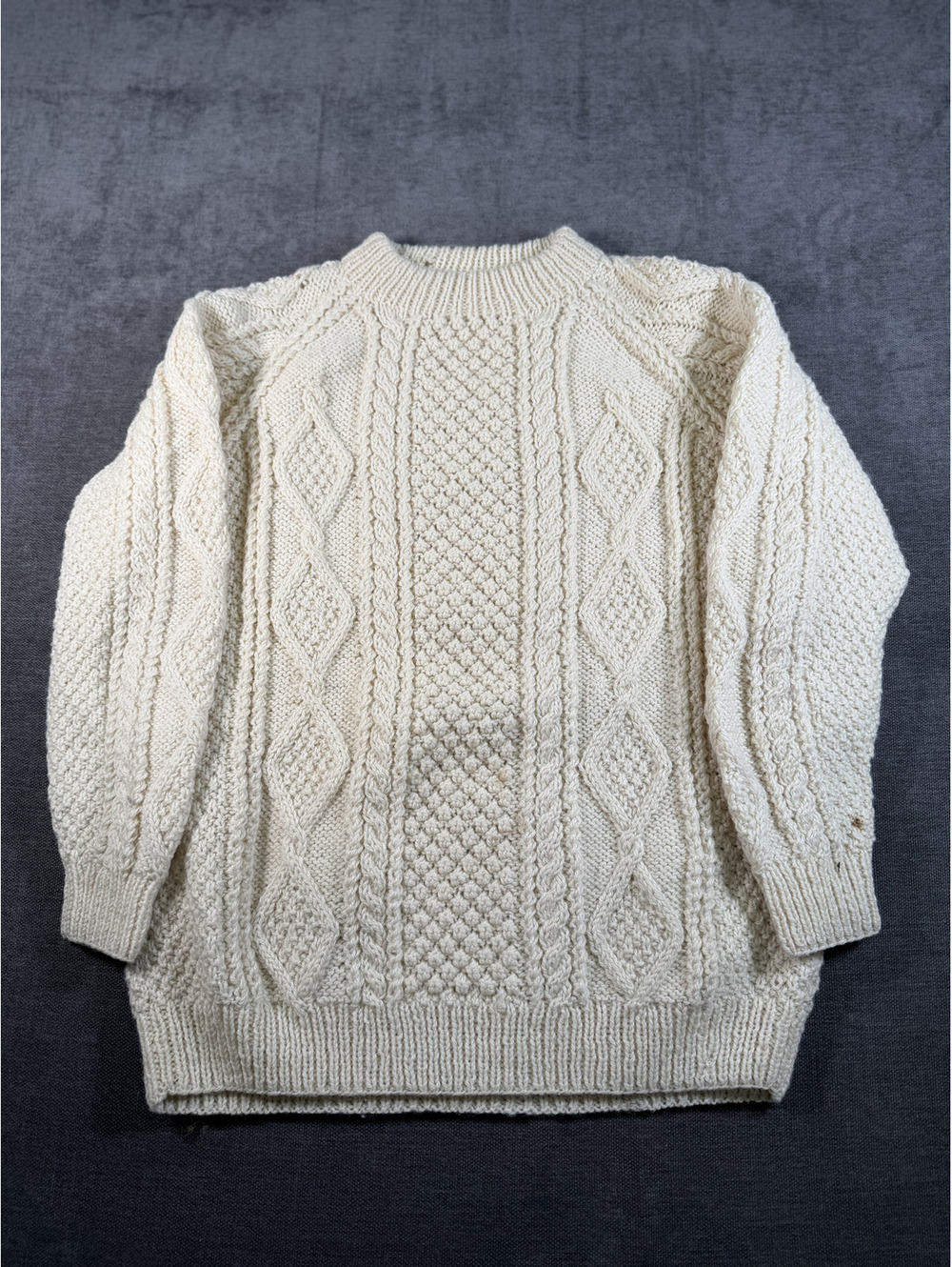 Blarney Woollen Mills Traditional Irish Fisherman Aran Cable Knit Sweater